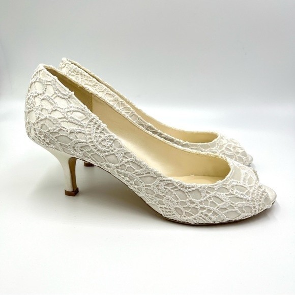 Paradox London Pink Women's Ivory White Lace Peep Toe Heels Pumps Shoes 9 - Picture 2 of 14